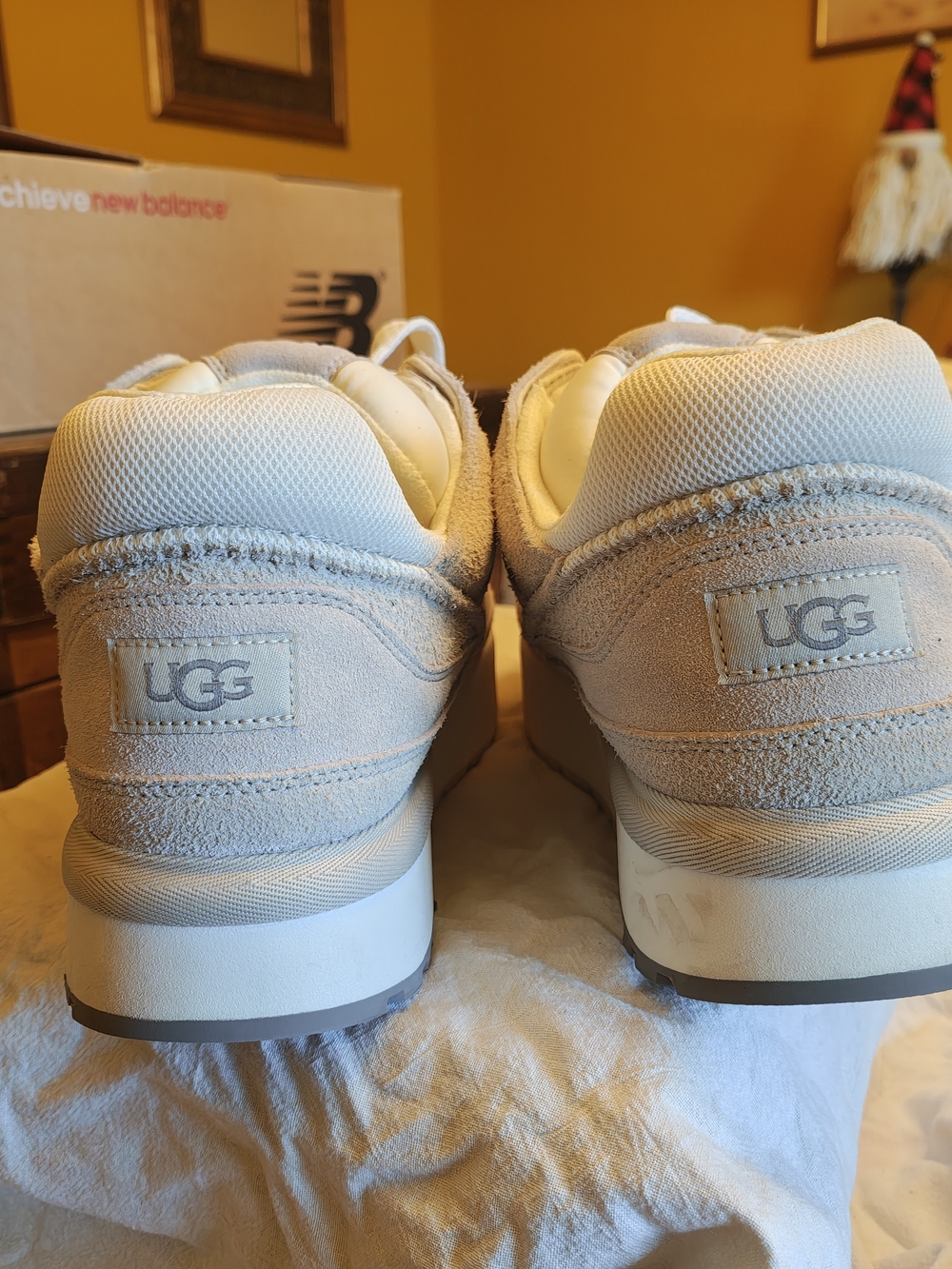UGG GOLDENCUSH PLATFORM SUEDE SNEAKERS - Picture 2 of 6